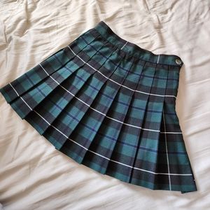 LA apparel tennis skirt in Blair